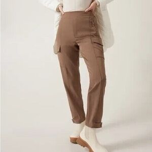 New ATHLETA Endless High Rise Cargo Trousers  Pants Clay Sz 0
